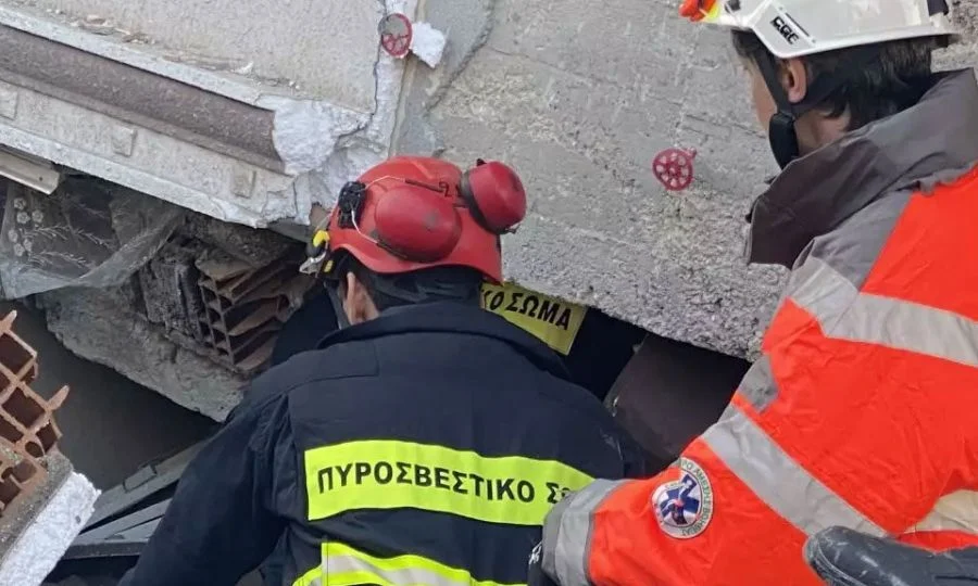гръцки гръцкият спасителен екип