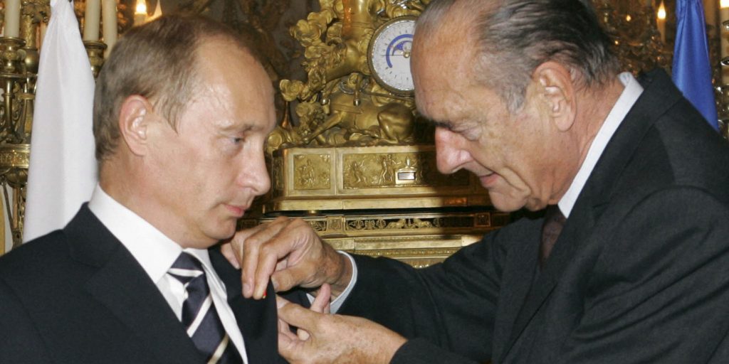 Макрон обмисля да отнеме Почетния легион на Путин 4 младимир путин жак ширак почетния почетен легион