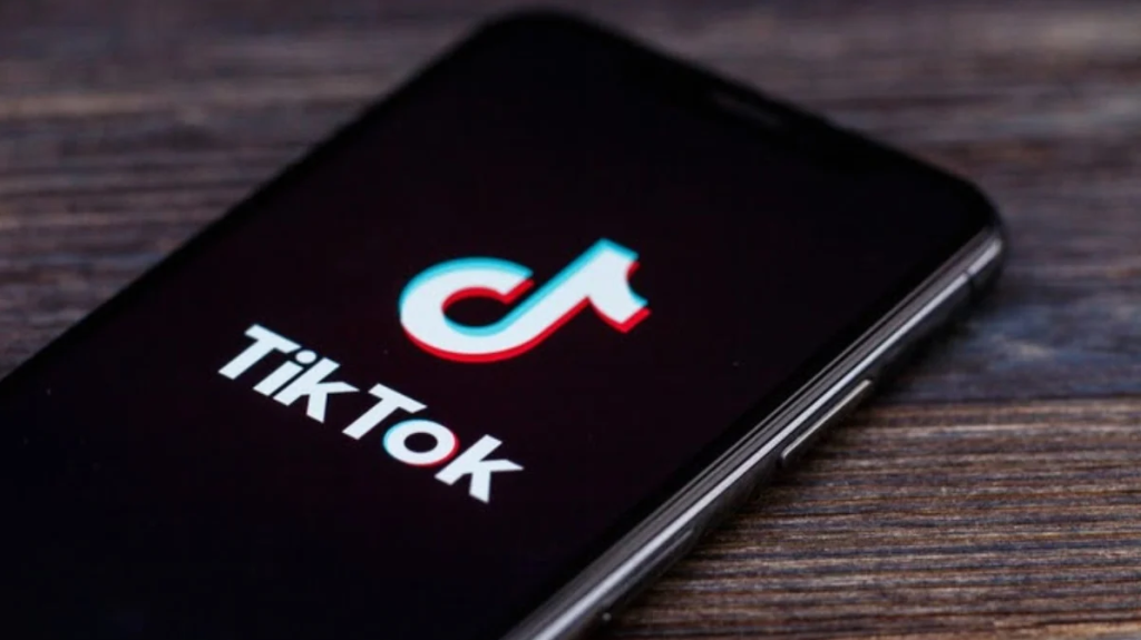 TikTok ще обозначава съдържание, създадено чрез изкуствен интелект