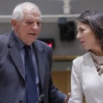 Жозеп Борел Аналена Бербок