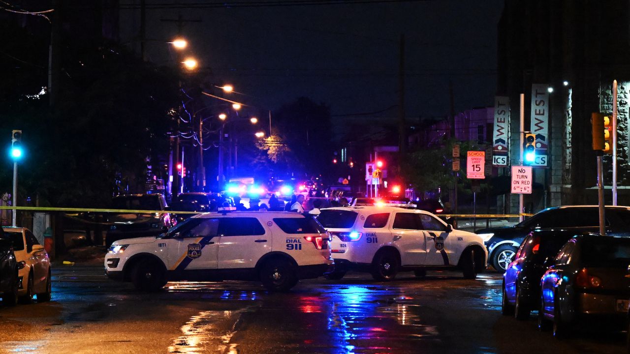 застреляни стрелба масово убийство филаделфия