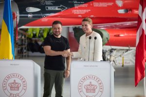 зеленски фредериксен ф-16 дания украйна