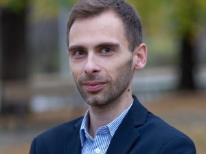 андрей зографски, ПП-ДБ-СС, Автобусите от градския транспорт в София да спират пред входовете на Централна гара