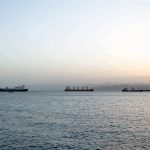 Гърция се включва с втора фрегата в европейската операция в Червено море, Иран заплаши да спре търговските доставки през Персийския залив и Червено море, ако блокадата на САЩ продължи