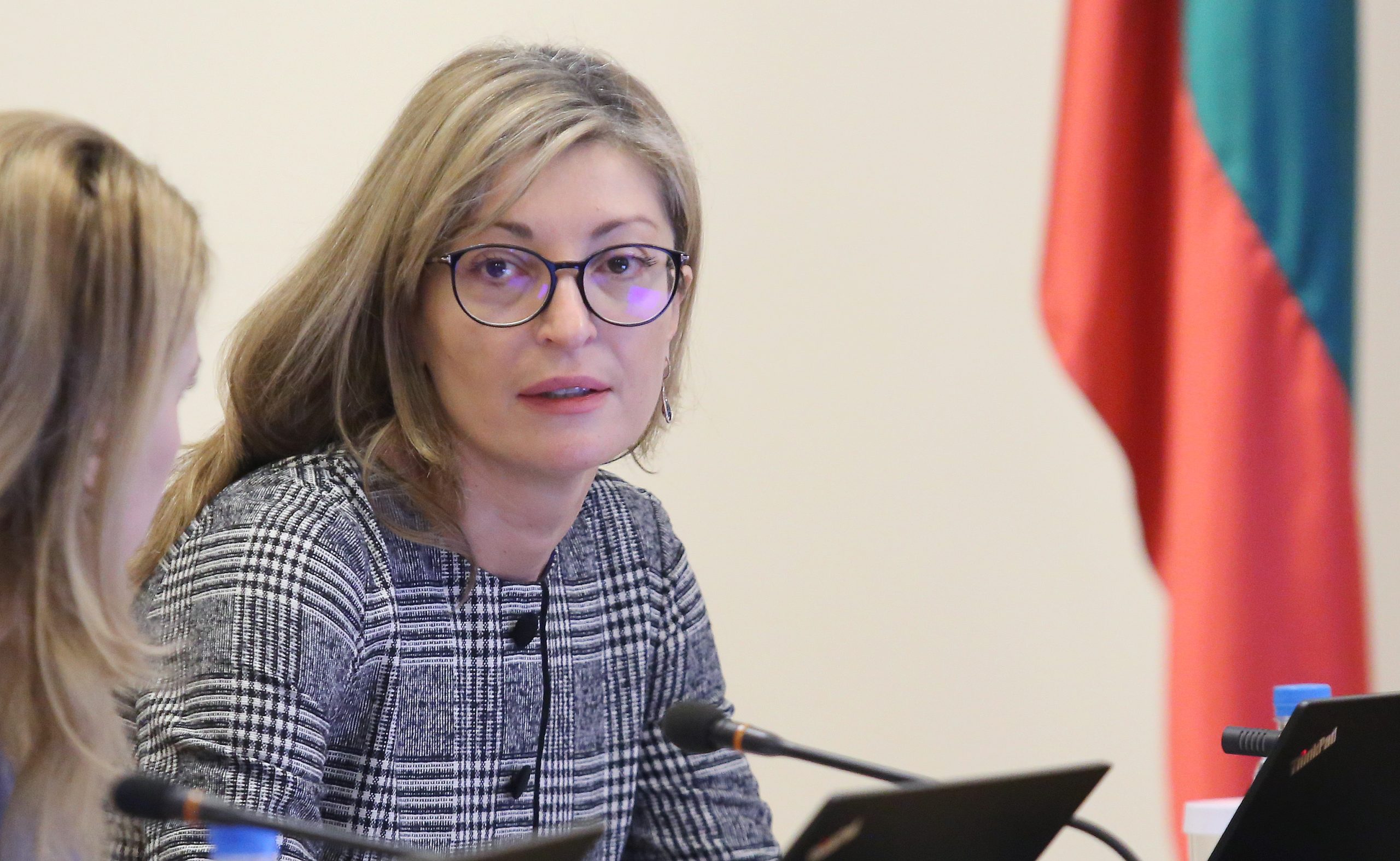 Екатерина Захариева Министерски съвет - заседание