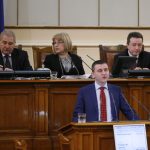 Парламент гласуване на външен дълг Владислав Горанов - министър на финансите