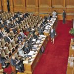Управляващите затегнаха примката около спестяванията на гражданите.