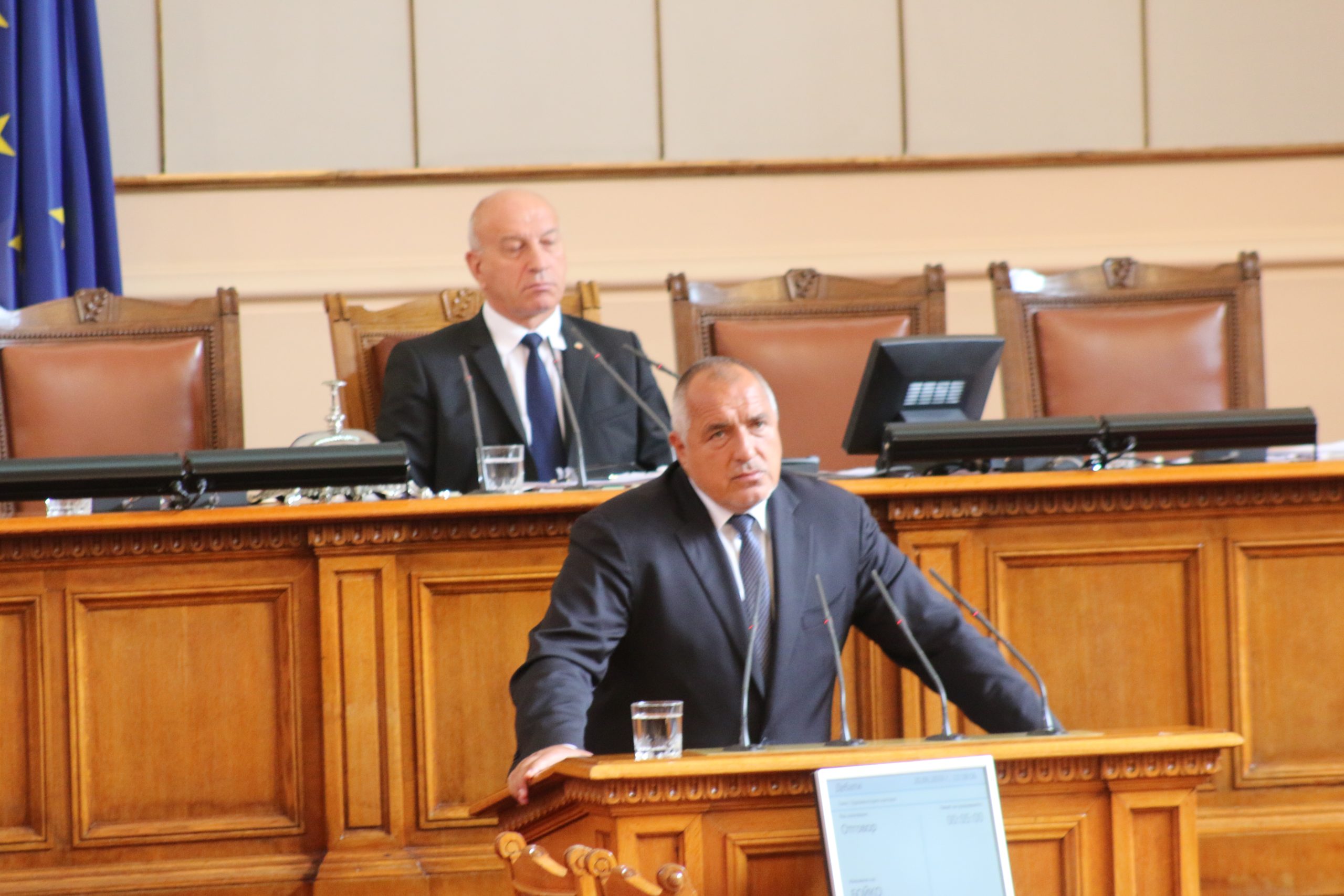 Парламент Бойко Борисов
