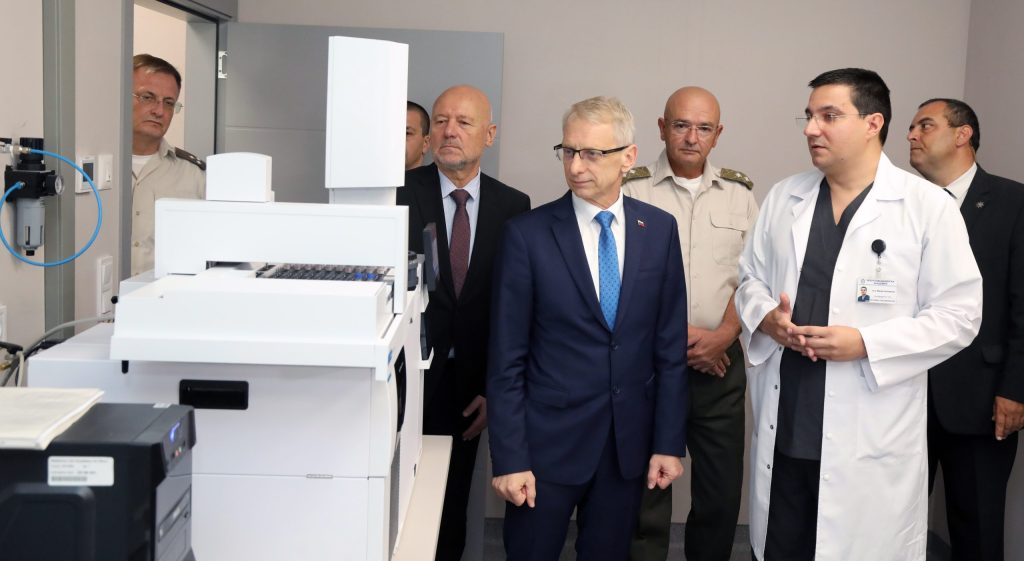 Лабораторията във ВМА ще увеличи тройно капацитета си за обработка на пробите за наркотици и алкохол 3 Николай Денков