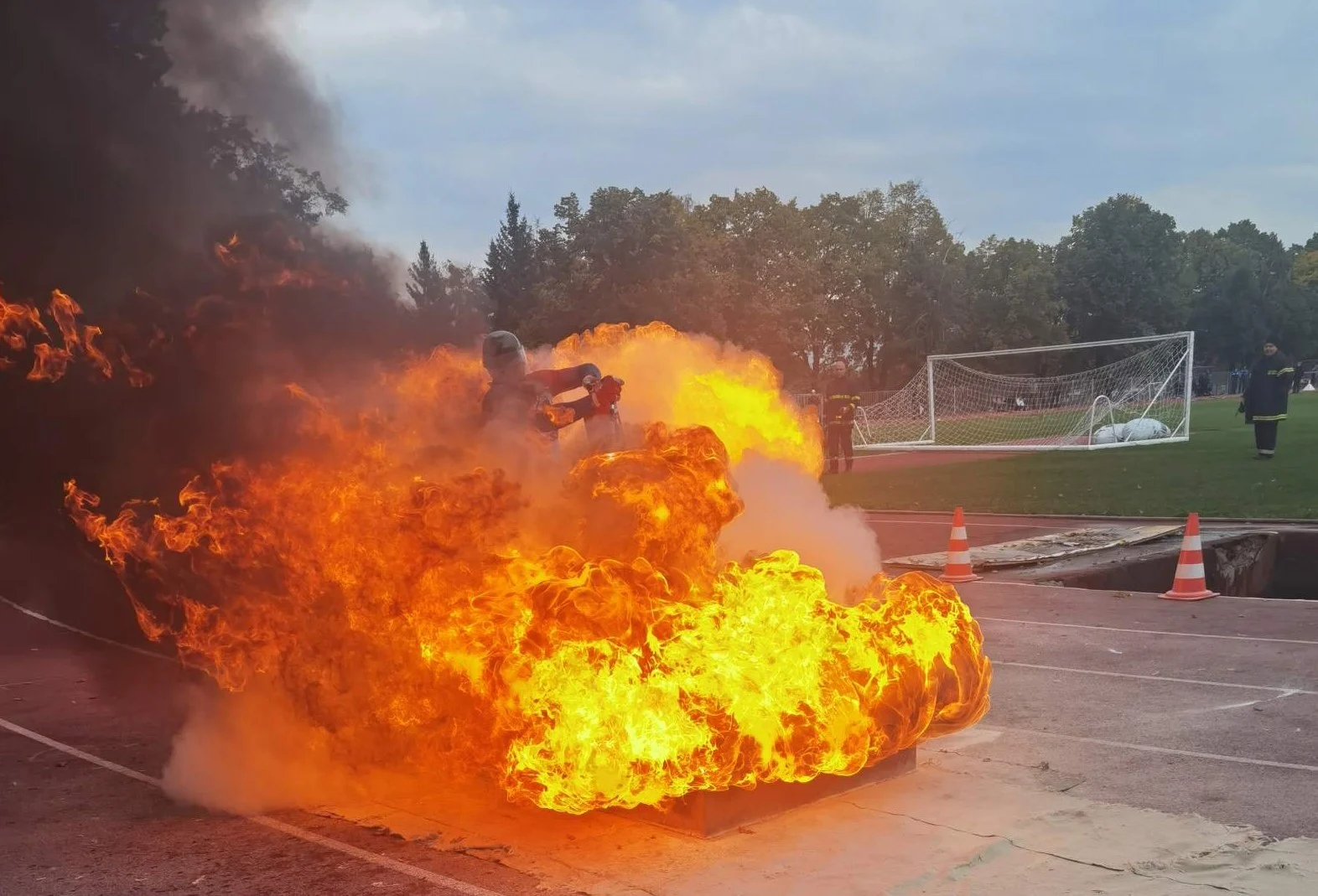 състезание пожарникари