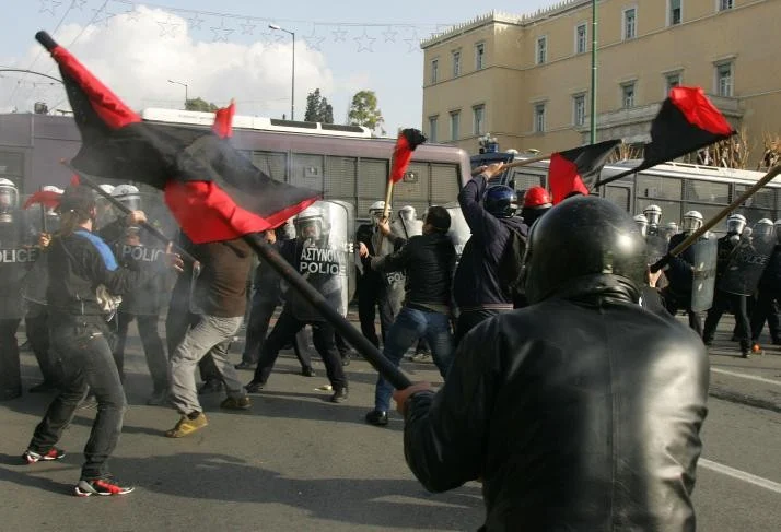 гърция гръцки анархисти