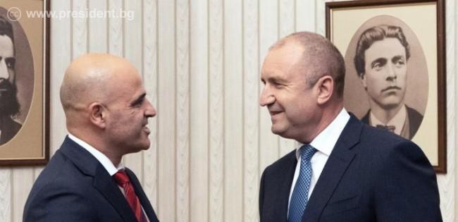 президентът Румен Радев и министър-председателят на Република Северна Македония Димитър Ковачевски