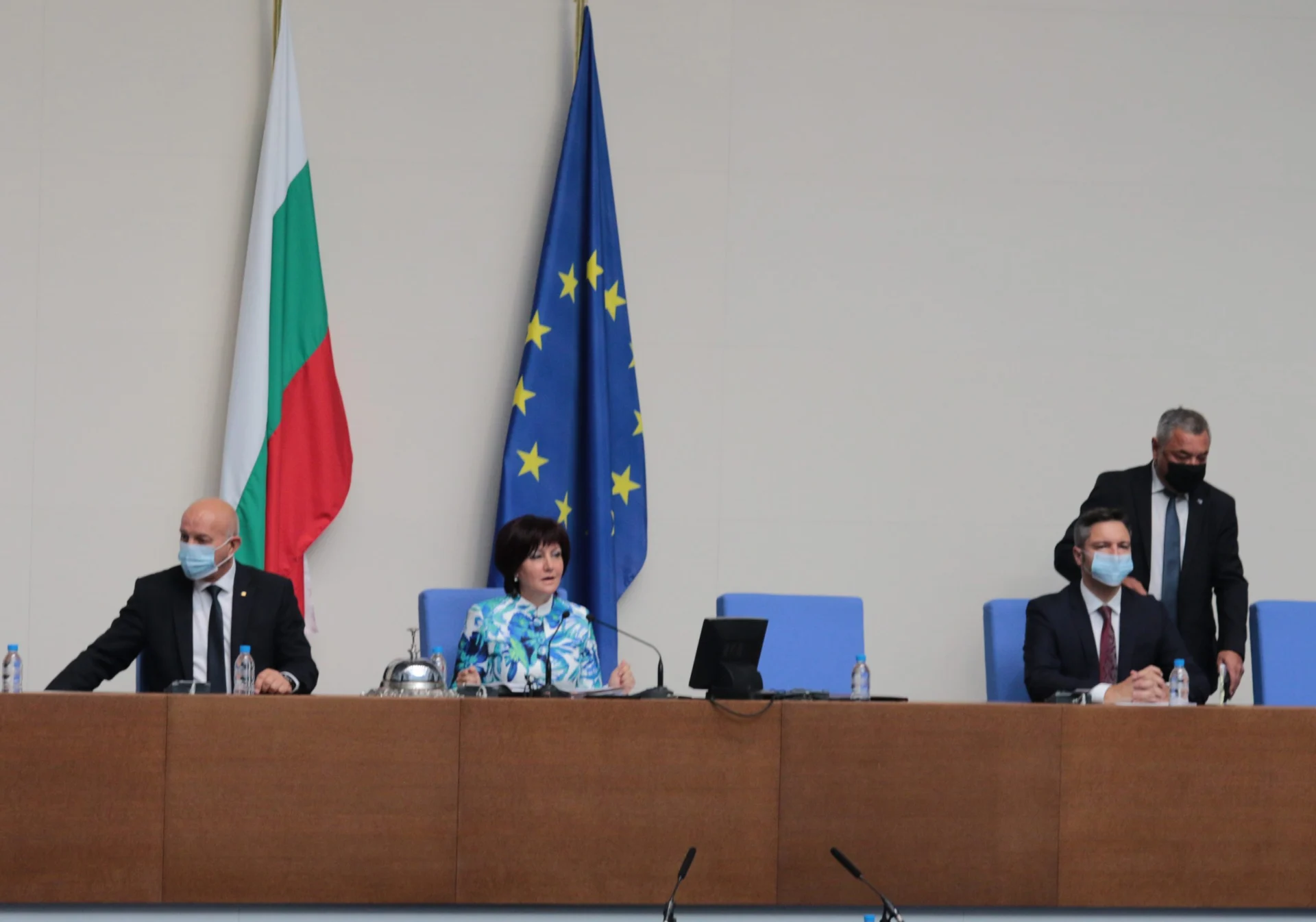 Парламент Цвета Караянчева