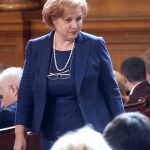 Парламент Менда Стоянова