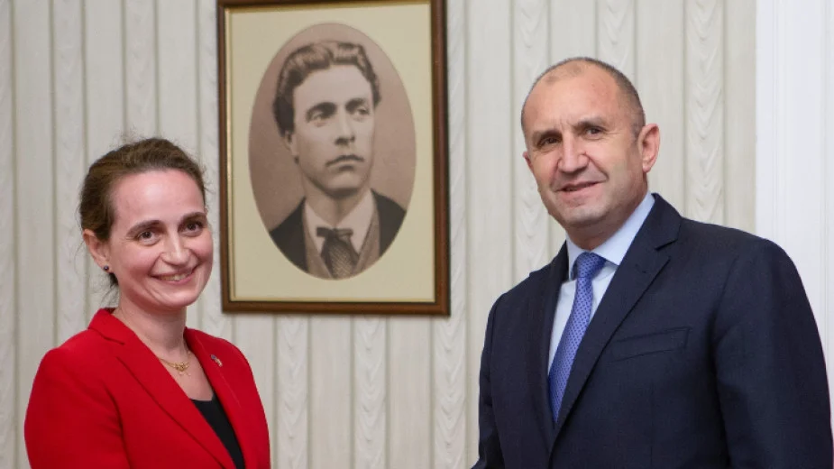 Президентът Румен Радев проведе среща с новия ръководител на Представителството на Европейската комисия в България Йорданка Чобанова