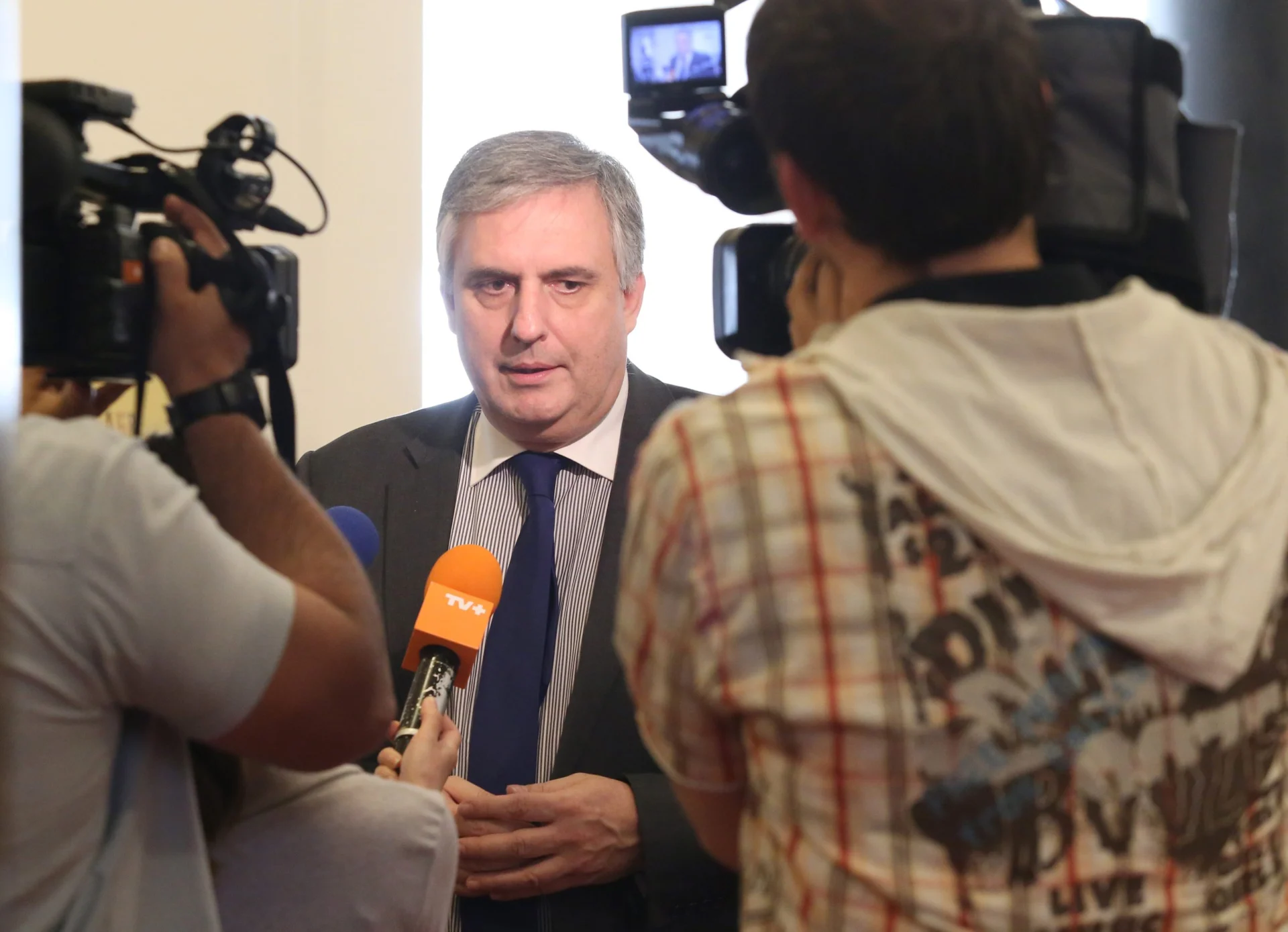 Парламент Ивайло Калфин