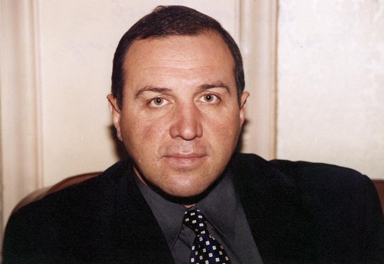 Николай Христов