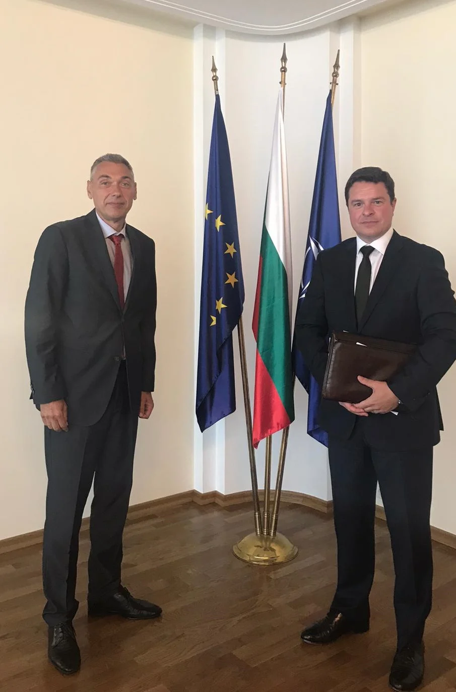 Новият посланик на Великобритания у нас - Роб Диксън