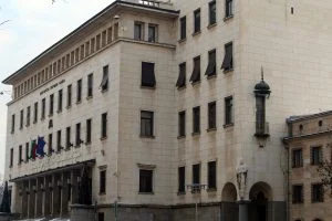 БНБ сграда св. Никола балкон