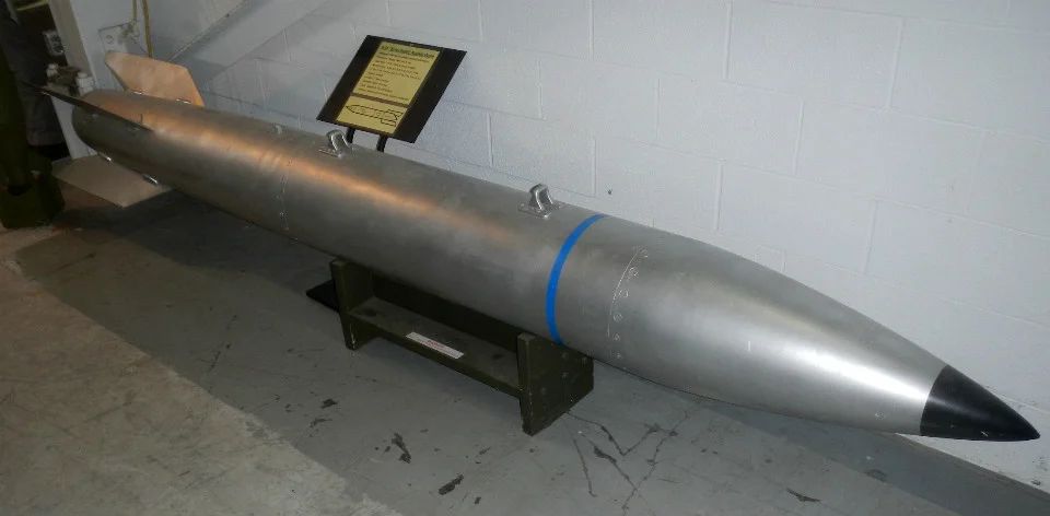 ядрена атомна бомба b61