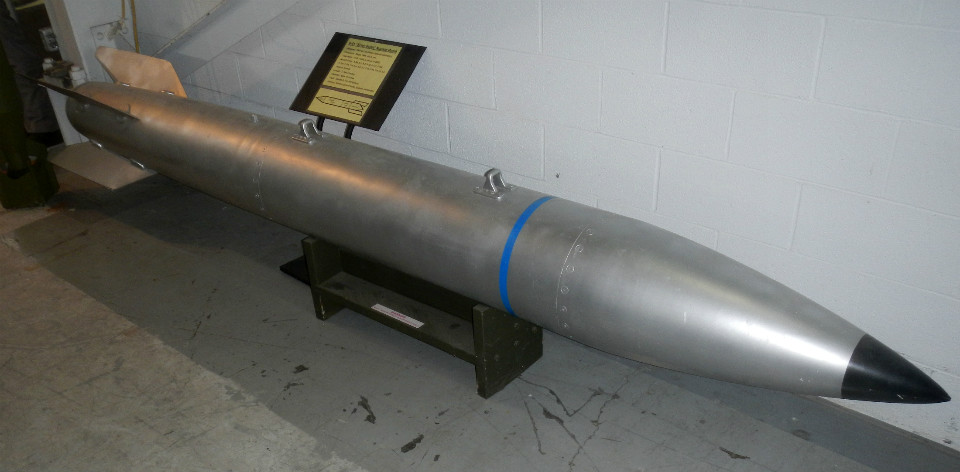 ядрена атомна бомба b61