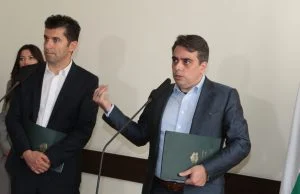 Министерство на финансите Министърът на финансите Асен Василев и министърът на икономиката Кирил Петков