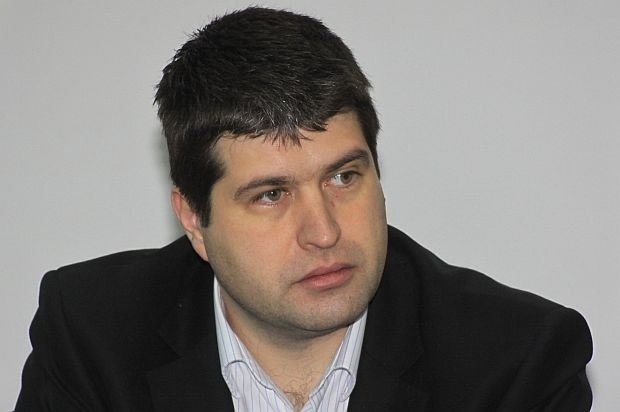 росен бъчваров