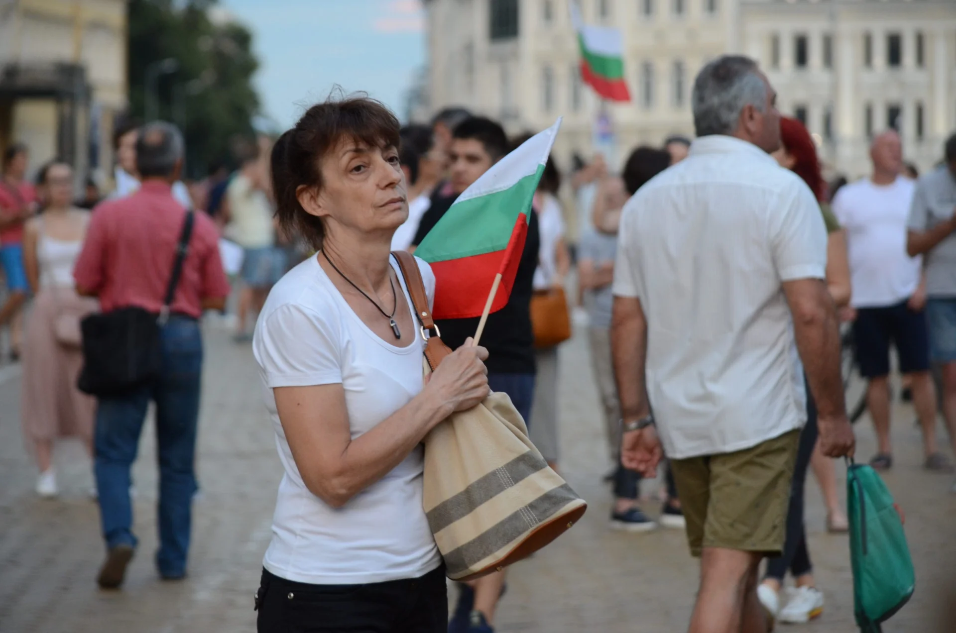 Протест срещу правителството 2020 площад независимост