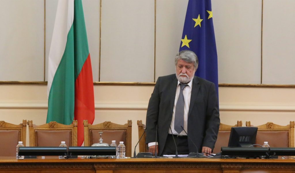 Вежди Рашидов: Утре ще се срещна с Ердоган да говорим за сигурността на границата 6 Парламент Вежди Рашидов