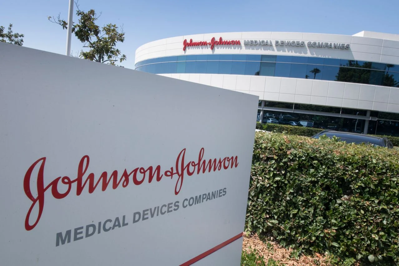 Johnson & Johnson джонсън и джонсън