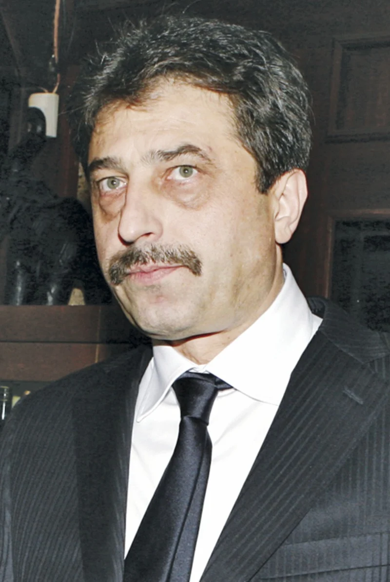 Цветан Василев