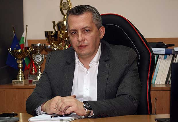 николай хаджиев