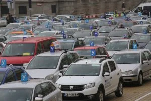 Протест на автоинструктори