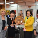 „България отчита ръст в хранително-вкусовата промишленост. За първите осем месеца на тази година в сравнение с 2015 г. Това заяви министърът на земеделието и храните Десислава Танева при откриването на международните специализирани изложби Месомания