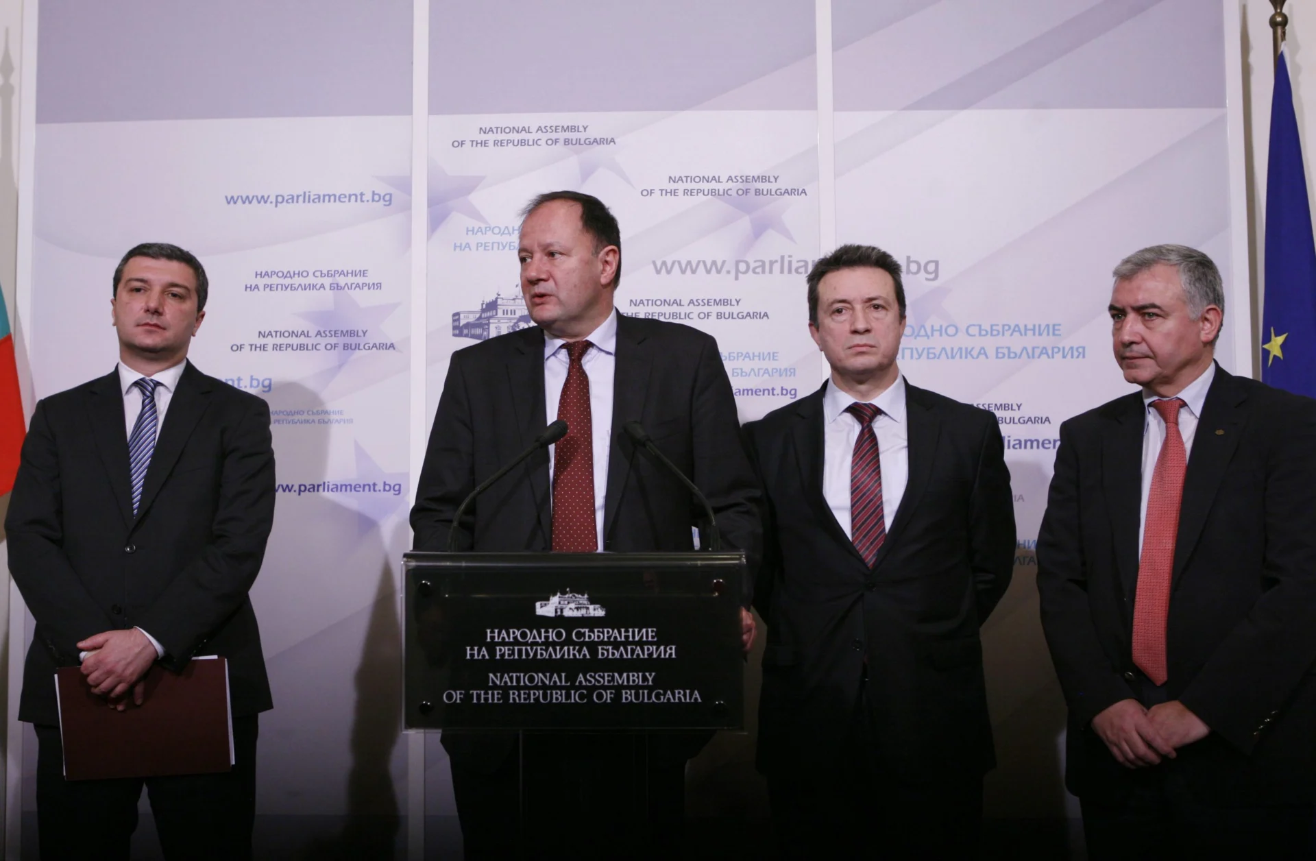 Парламент БСП пресконференция за Южен поток