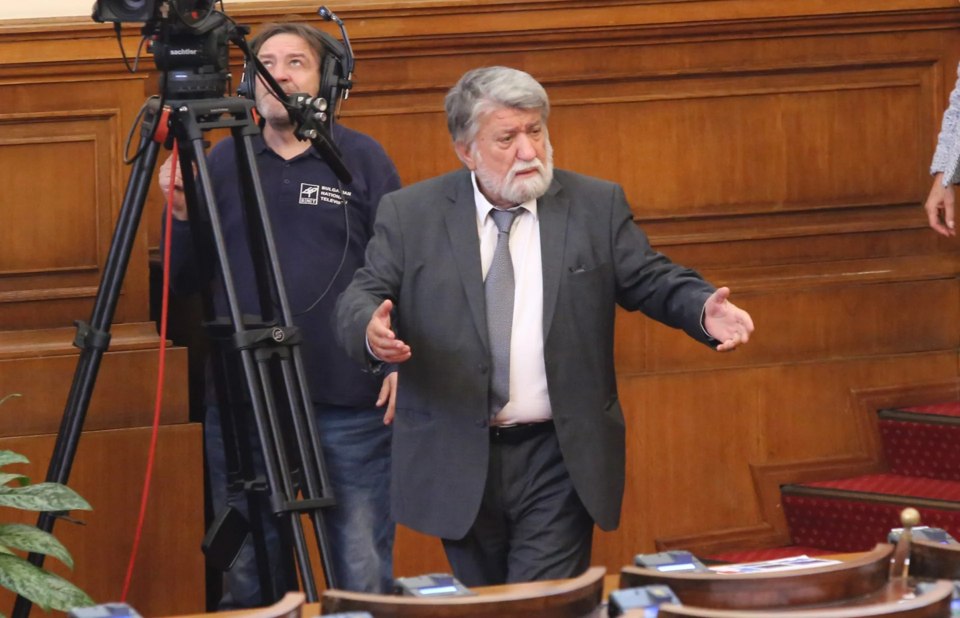 Парламент заседание Вежди Рашидов