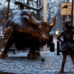 В навечерието на 8 март американски фирми поставиха статуя