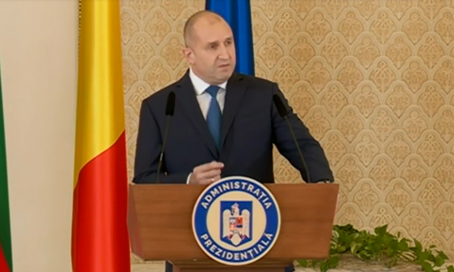 Румен Радев в Букурещ