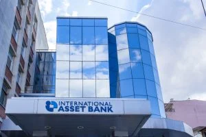 Интернешънъл Асет Банк