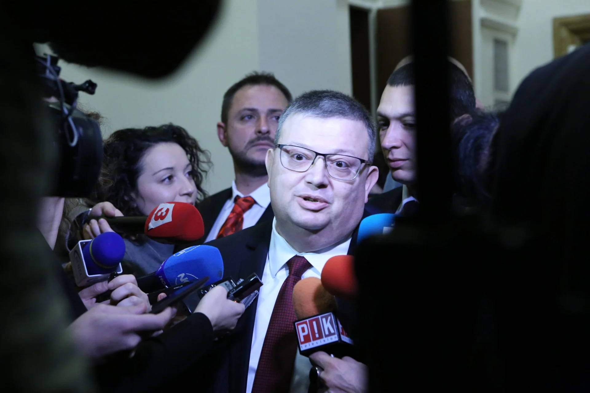 Цацаров Парламент