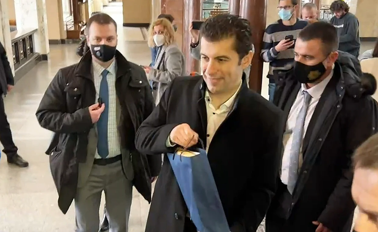 Кирил Петков главна прокуратура