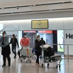 летище хийтроу пристигащи великобритания карантина коронавирус