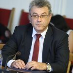Парламент комисия по бюджет и финанси. Изслушване на кандидатите за управител на Българската народна банка Бисер Манолов