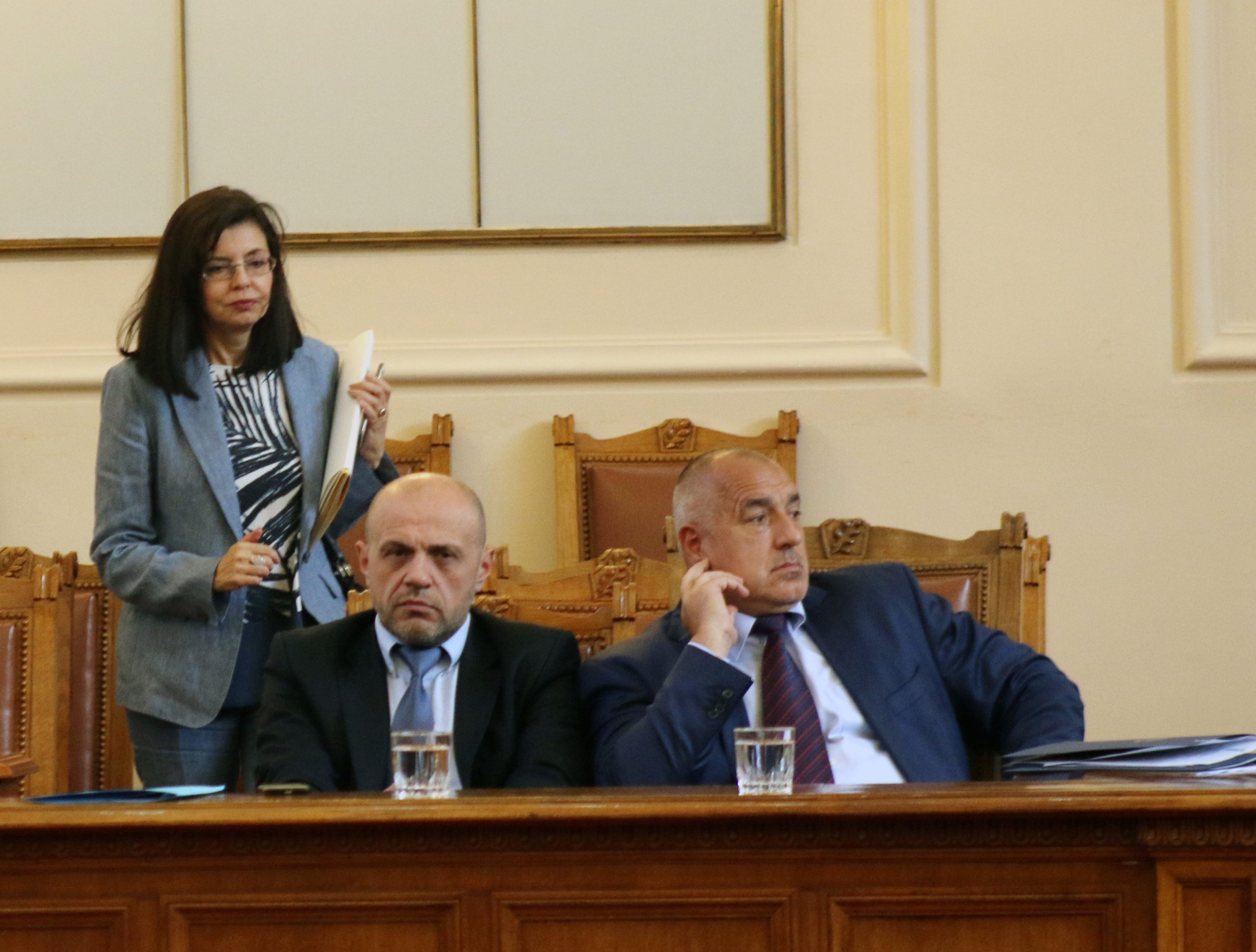 Парламент Меглена Кунева  Томислав Дончев Бойко Борисов