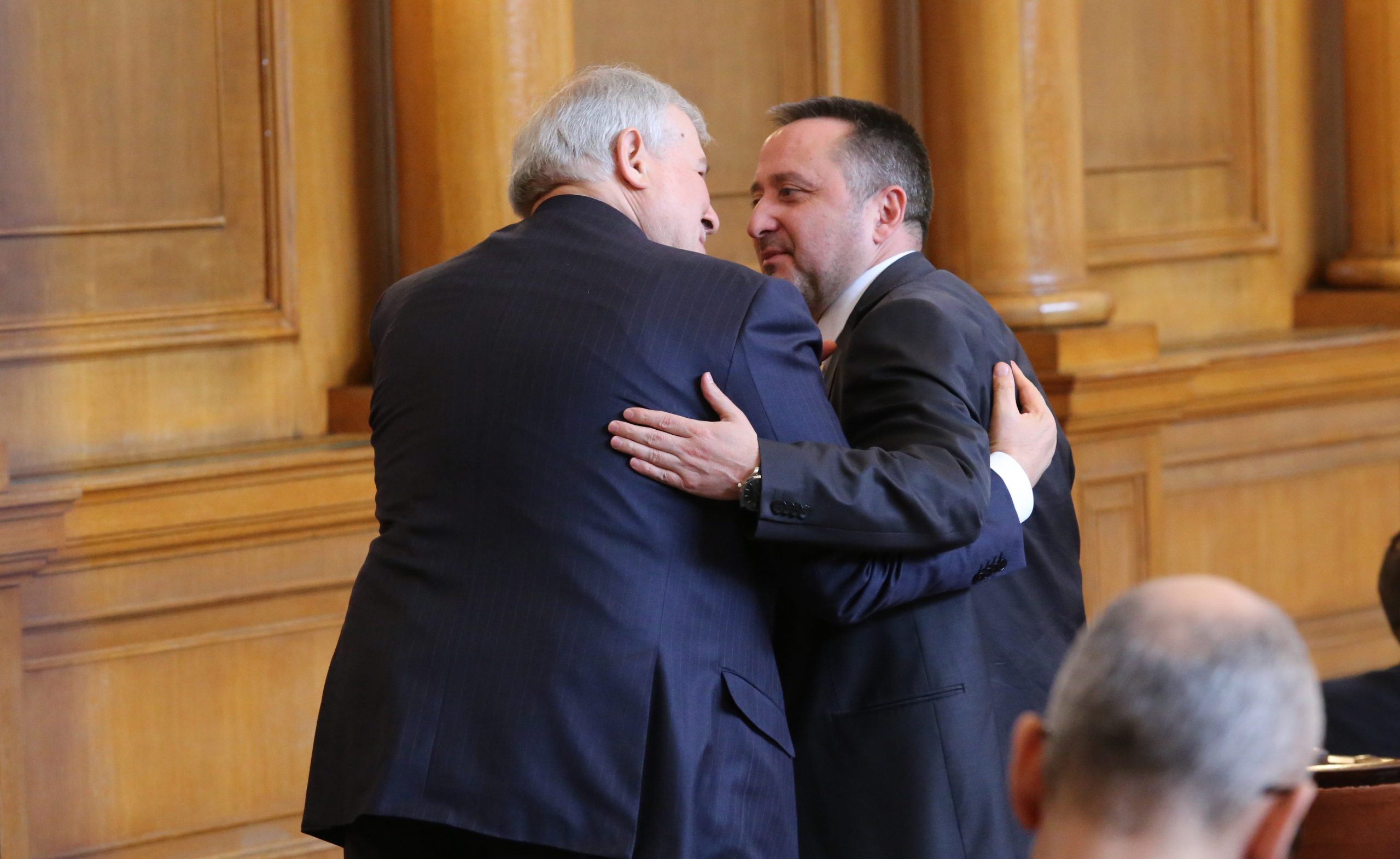 Парламент Румен Христов