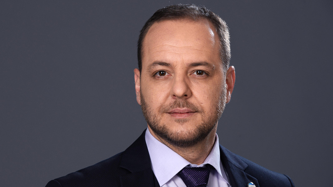 Борислав Сандов