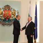 Румен Радев награди посланика на Молдова у нас Штефан Горда с орден „Мадарски конник“ първа степен