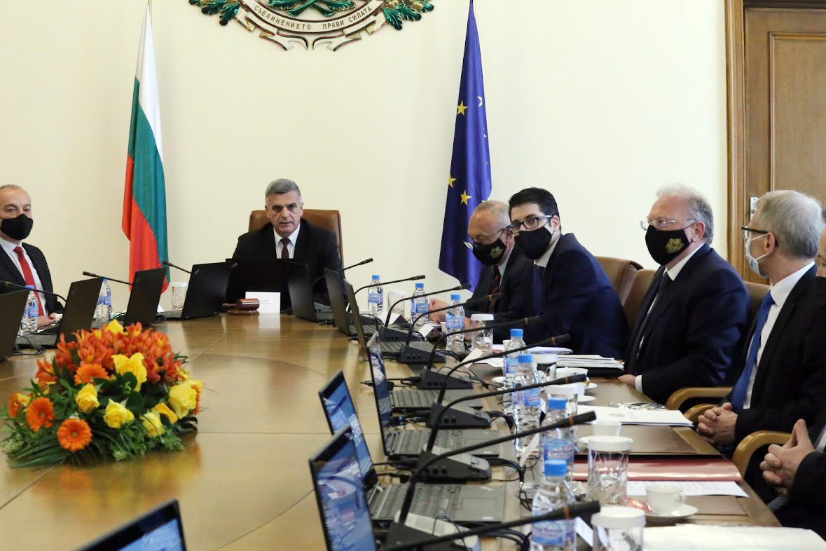 Министерски съвет заседание временно правителство служебен кабинет