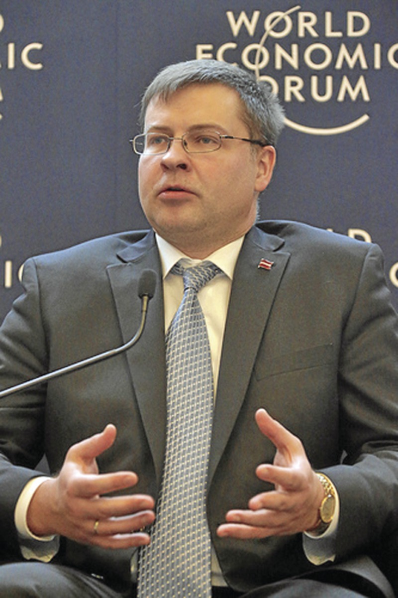 Валдис Домбровскис