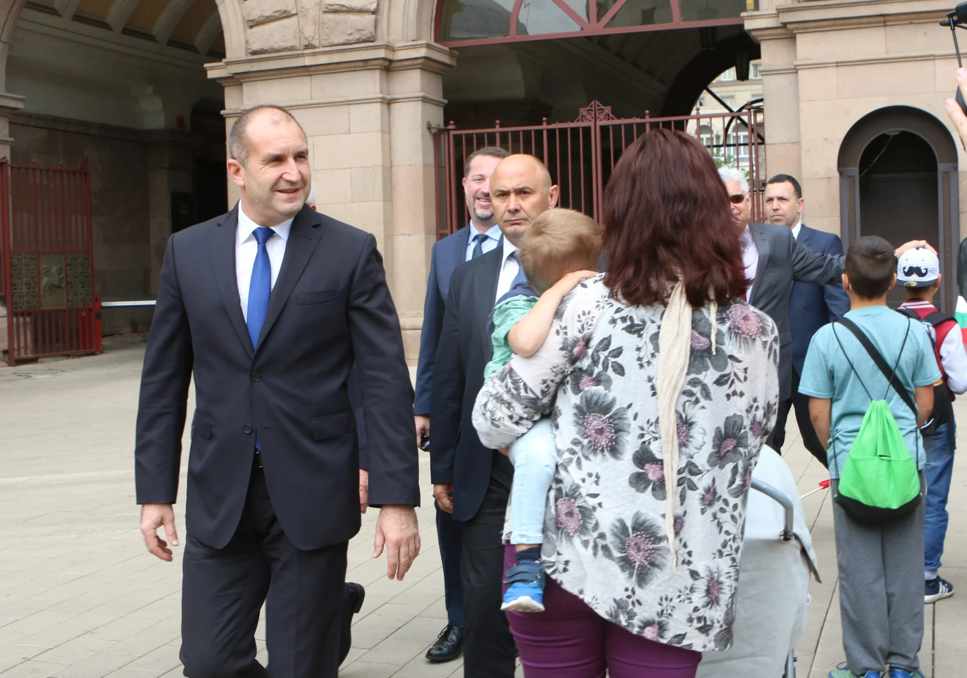 24 май празник Румен Радев
